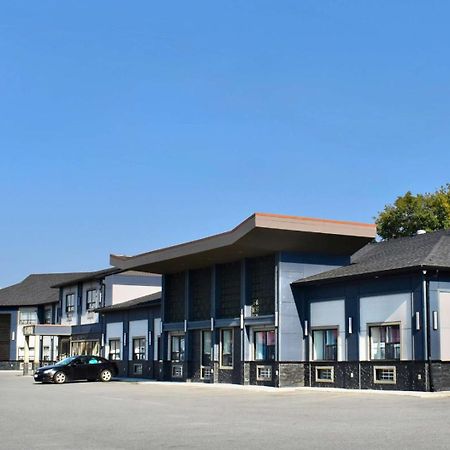 Big Bird Inn Wawa, Surestay Collection By Best Western Екстер'єр фото