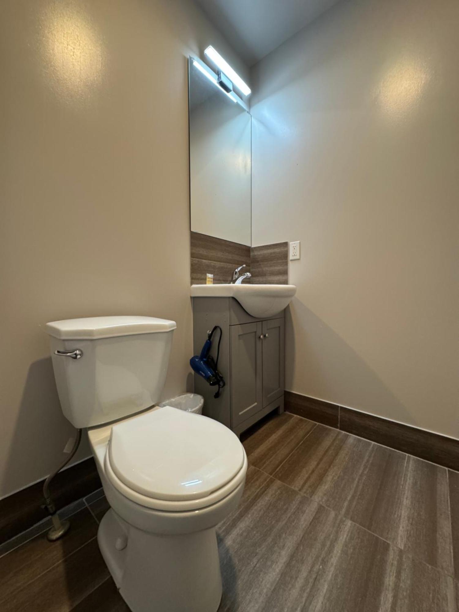 Big Bird Inn Wawa, Surestay Collection By Best Western Екстер'єр фото