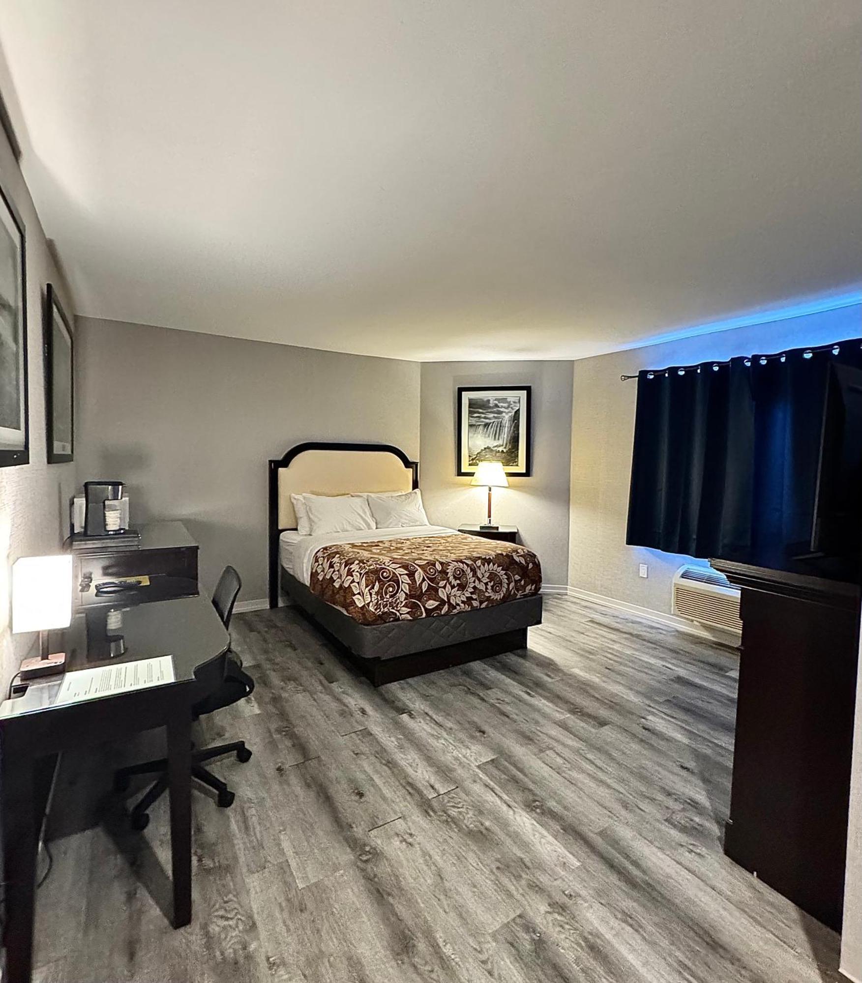Big Bird Inn Wawa, Surestay Collection By Best Western Екстер'єр фото