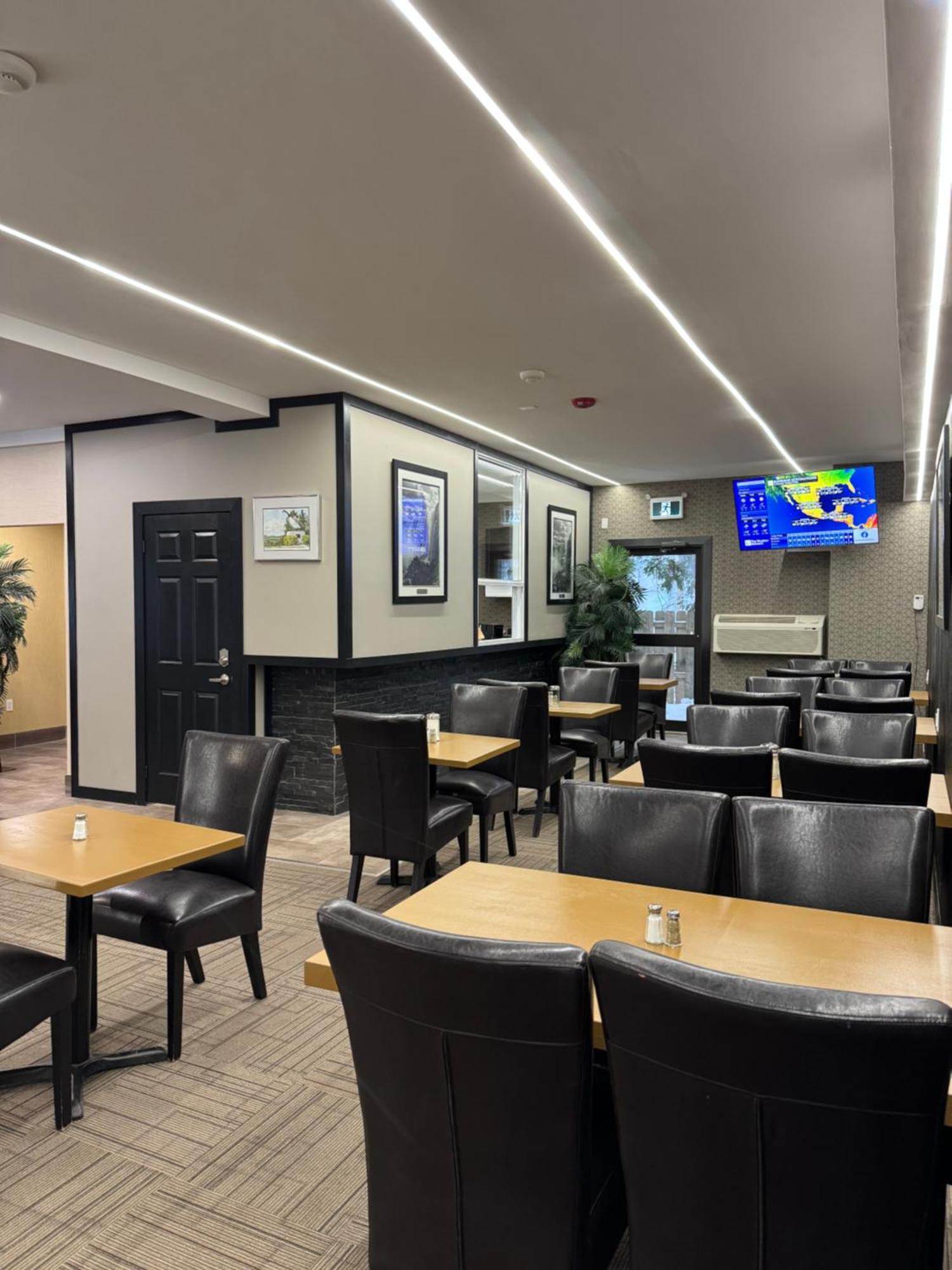 Big Bird Inn Wawa, Surestay Collection By Best Western Екстер'єр фото